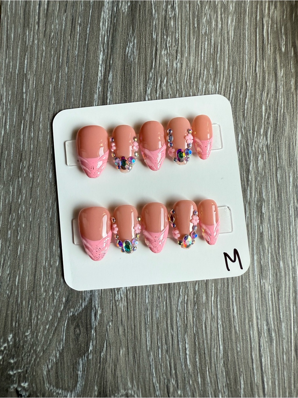 Pearl Pink Embellished Press-On Nails - Sparkle Accent Set